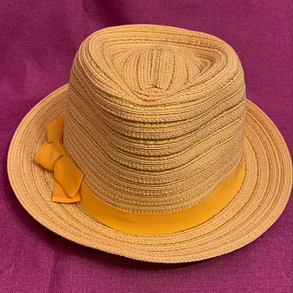 Women's hat
